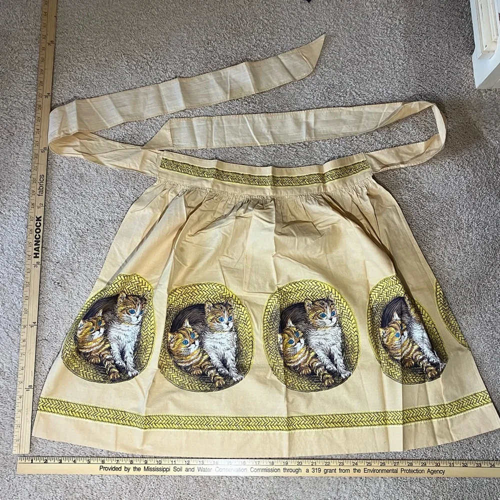 Charming Cat Print vintage apron - Picture 1 of 4